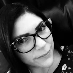 Meet your Posher, Dione